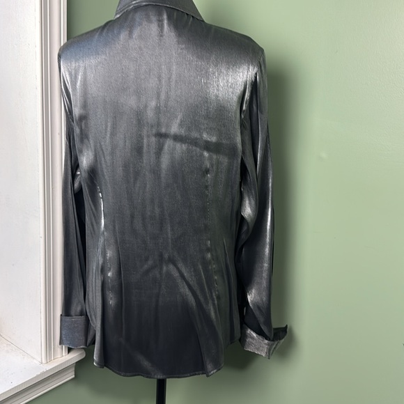 Working Classics designs, metallic silver, button-down blouse, 18 - Picture 5 of 6